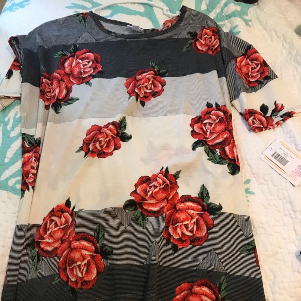 Small lularoe Irma